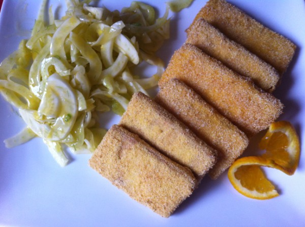 Cotoletta di tofu con insalata di finocchi